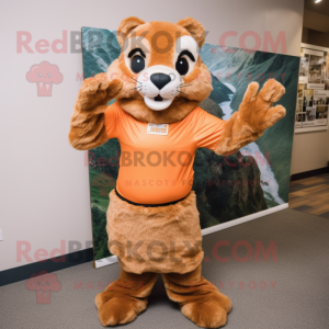 Orange Mountain Lion maskot...