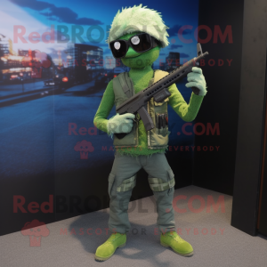 Grøn Sniper maskot kostume...