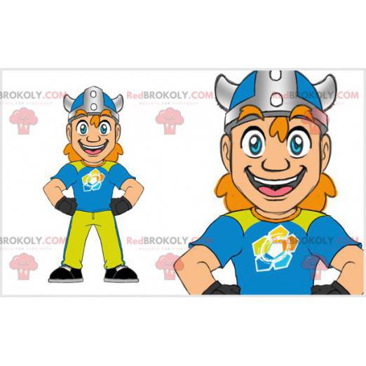 Rødhåret Viking-maskot med hjelm. Viking kostume -
