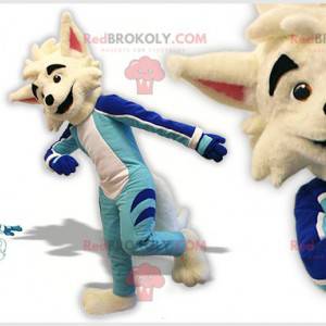 Mascote cão lobo branco raposa em roupa de skatista -