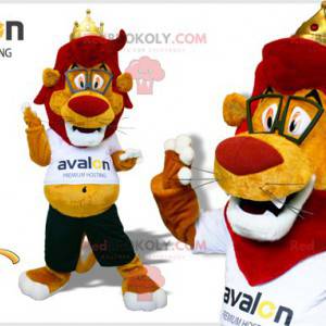 Mascotte de lion rouge et jaune avec des lunettes -