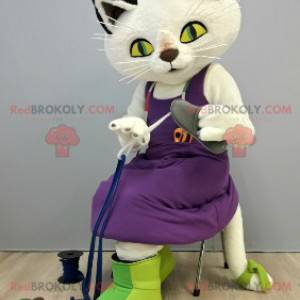 Maskot bílá kočka s fialovými šaty - Redbrokoly.com