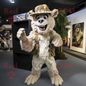 Cream Werewolf mascotte...