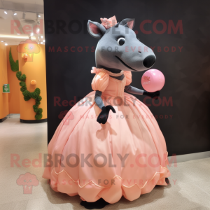 Peach Tapir maskot kostume...