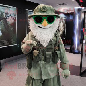Sølvgrønn Beret maskot...