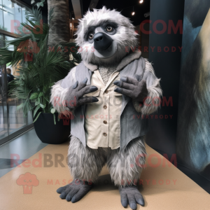 Silver Sloth Bear mascotte...