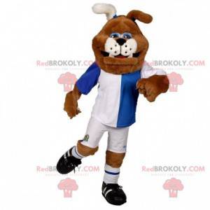 Mascote cachorro bulldog marrom e branco em roupas esportivas -