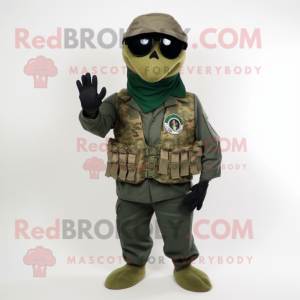 Olive Marine Recon maskot...