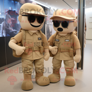 Tan Soldier maskot kostym...