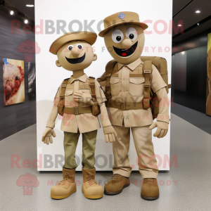 Tan Soldier maskot kostume...