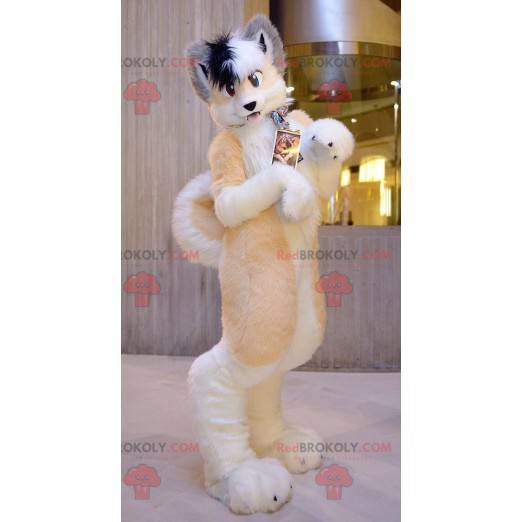 Mascote cachorro muito peludo laranja branco e cinza -