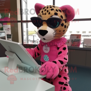 Pink Cheetah mascotte...