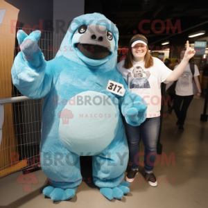 Cyan Giant Sloth maskot...