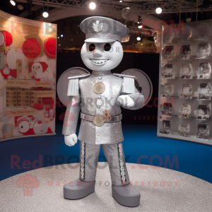 Silver Soldier maskot...