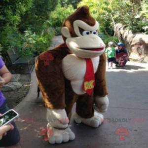 Famous gorilla video game Donkey Kong mascot - Redbrokoly.com