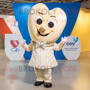 Cream Arrow Of Love maskot...