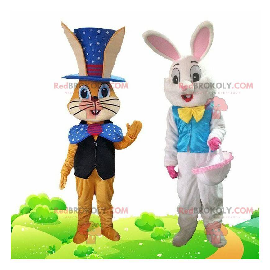 2 konijnenmascottes gekleed in feestelijke outfits -