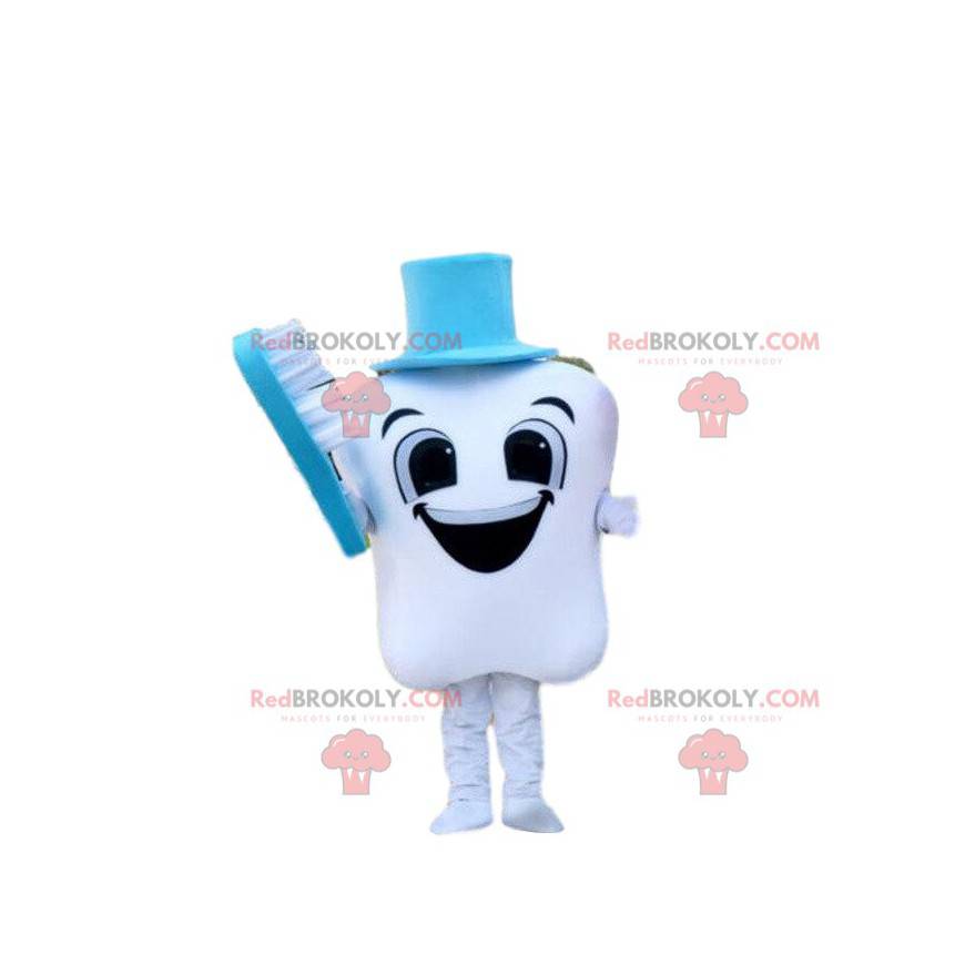 Mascote de dentes sorridente com uma escova de dentes azul -