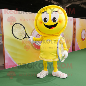 Gul tennisketcher maskot...