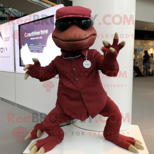 Maroon Lizard maskot...