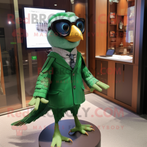 Green Falcon mascotte...