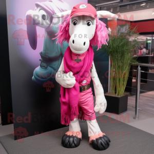 Pink Boer Goat maskot...