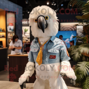 White Macaw mascotte...