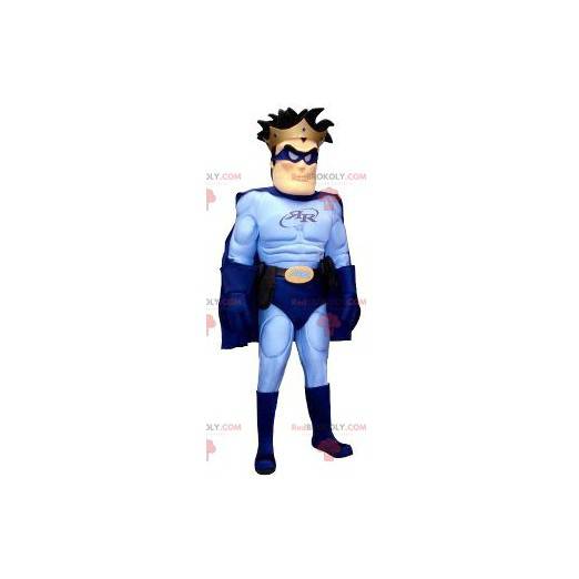 Mascote super-herói em roupa azul - Redbrokoly.com