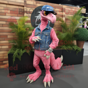 Rosa Velociraptor maskot...