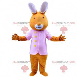 Mascote coelho laranja com uma jaqueta rosa, fantasia de Páscoa