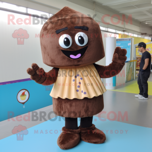 Brown Cupcake mascotte...