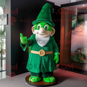 Personaje de traje de...