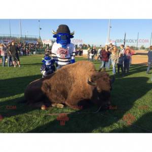 Impressive blue buffalo mascot - Redbrokoly.com