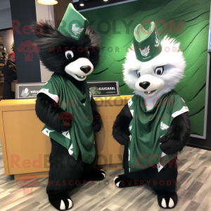 Forest Green Skunk mascotte...