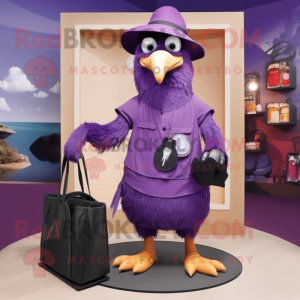 Postava maskota Purple Crow...