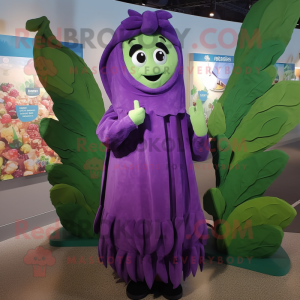 Purple Beanstalk maskot...