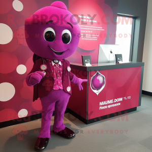 Magenta Plum mascotte...