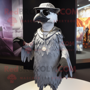 Silver Crow maskot kostym...